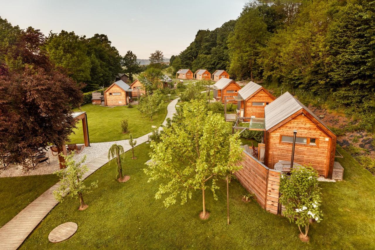 Glamping Mountain Fairy Tale Villa Bistrica pri Trzicu Kültér fotó