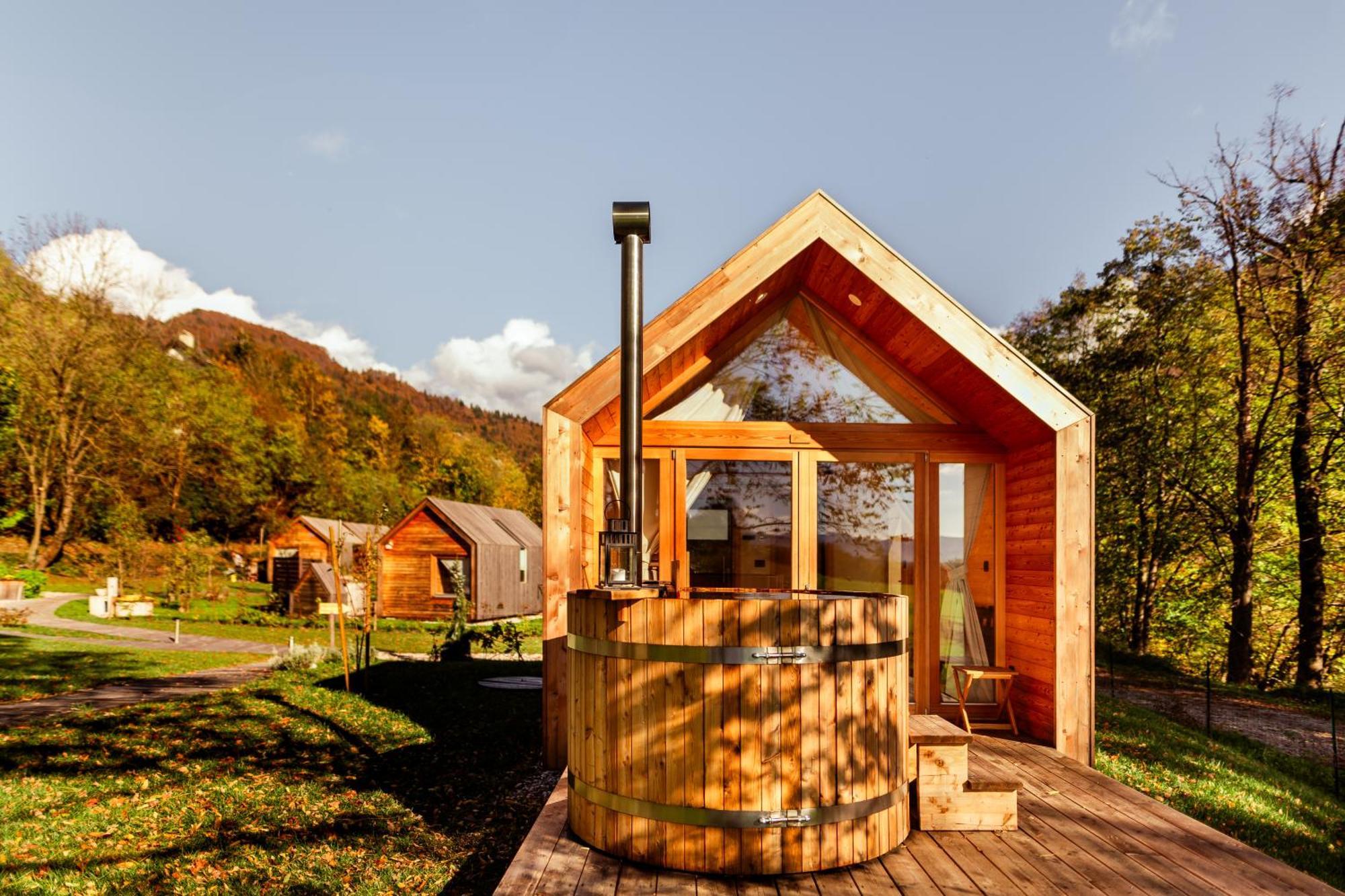 Glamping Mountain Fairy Tale Villa Bistrica pri Trzicu Kültér fotó