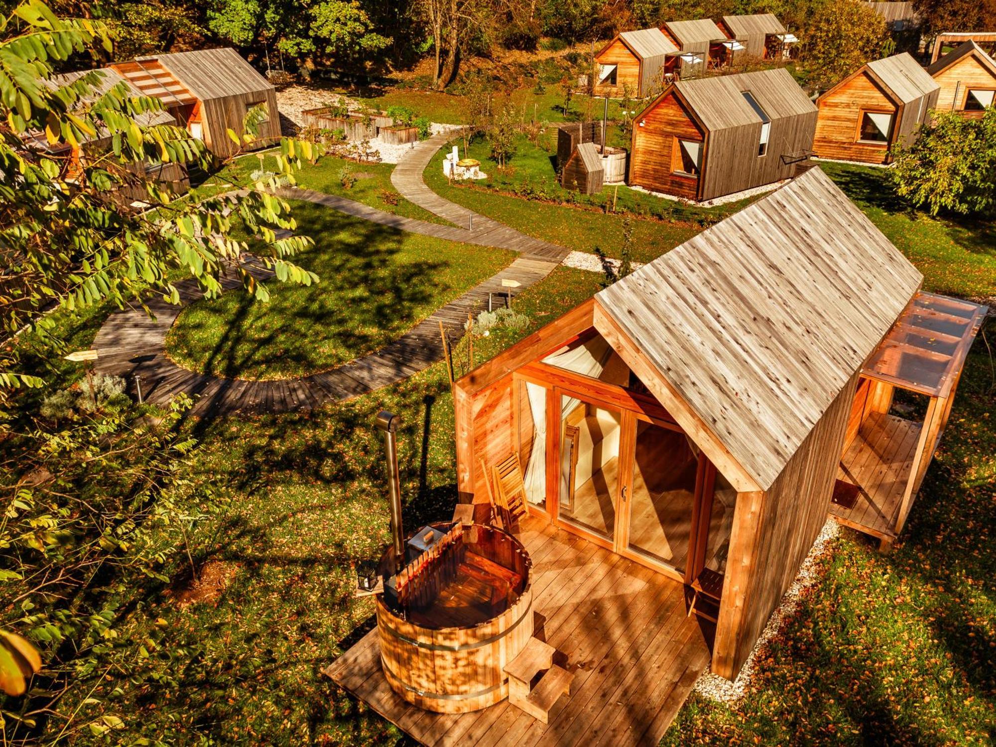 Glamping Mountain Fairy Tale Villa Bistrica pri Trzicu Kültér fotó